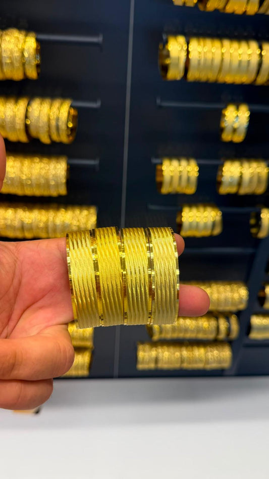 Gold Zarafet 15 mm Oluklu Çerçeveli Geniş Altın Kaplama Bilezik