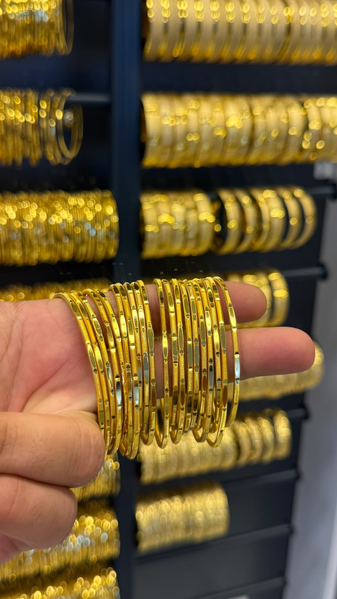 Gold Zarafet Desenli Ajda Altın Kaplama Bilezik